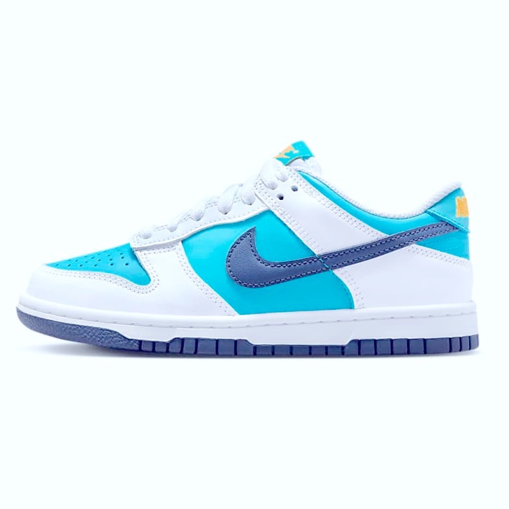 Nike Dunk Low Retro